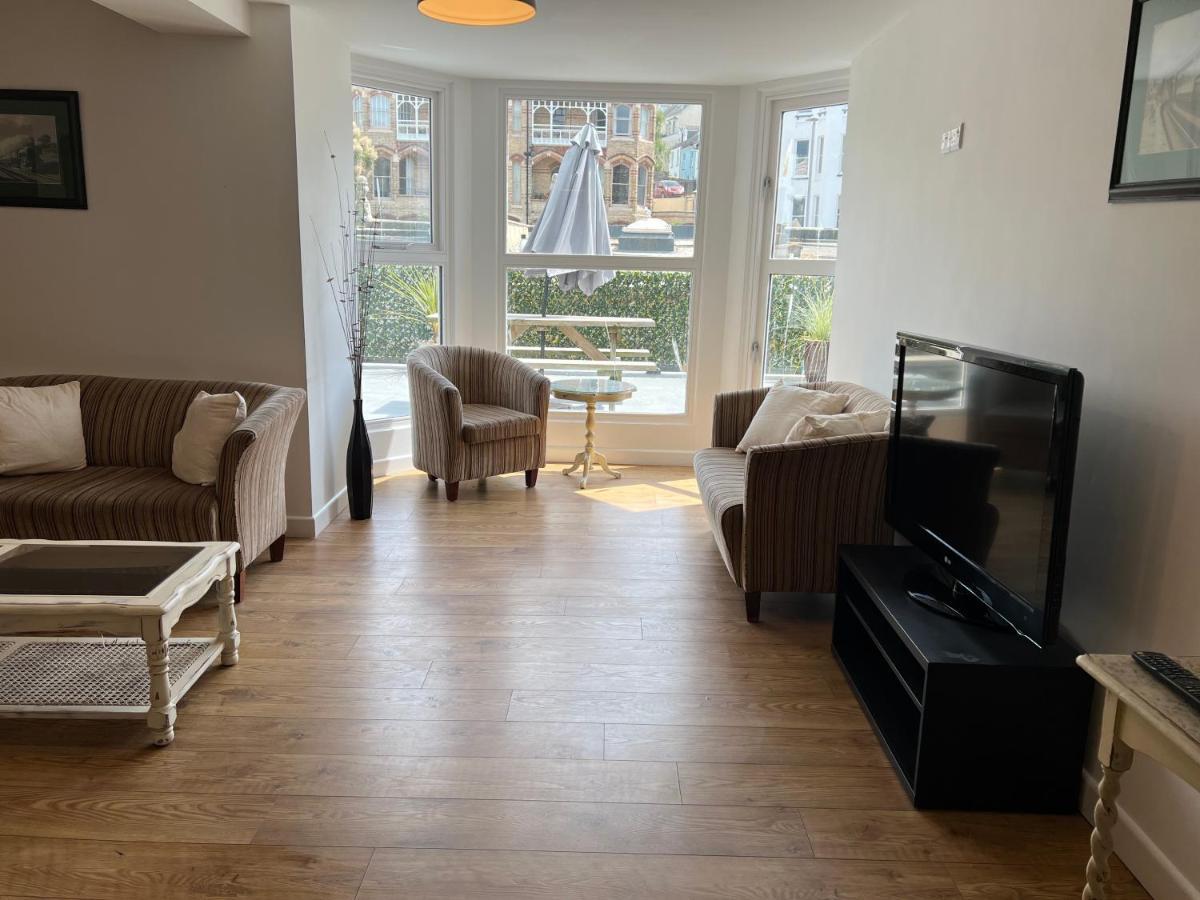 Runnacleave Court, Apartment 2 Ильфракомб Экстерьер фото